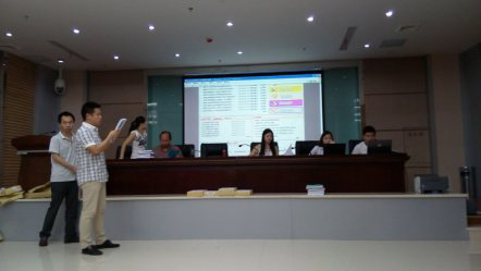 东湖高级中学运动场及附属设施改造项目开标会